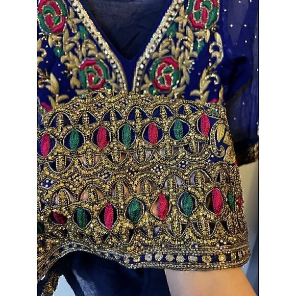 PAKISTANI INDIAN SHALWAR KAMEEZ CHIFFON, EMBROIDERY WORK DRESS. SIZE SMALL - Picture 7 of 11